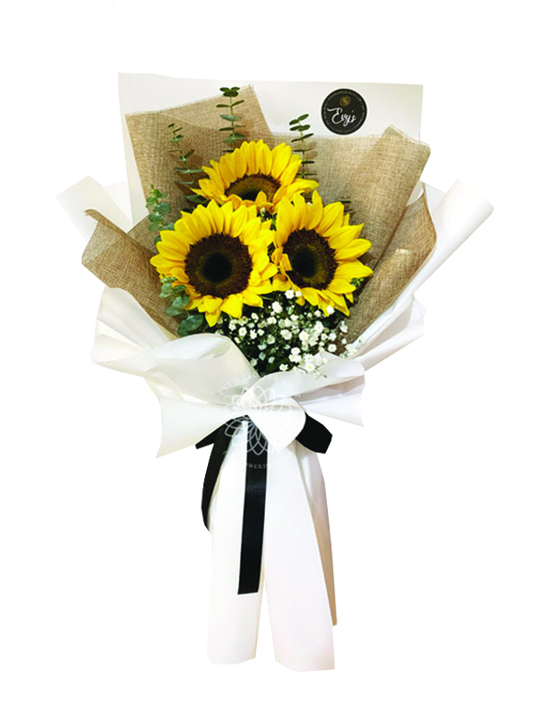 Read more about the article Why Choose Evy’s Flower Delivery